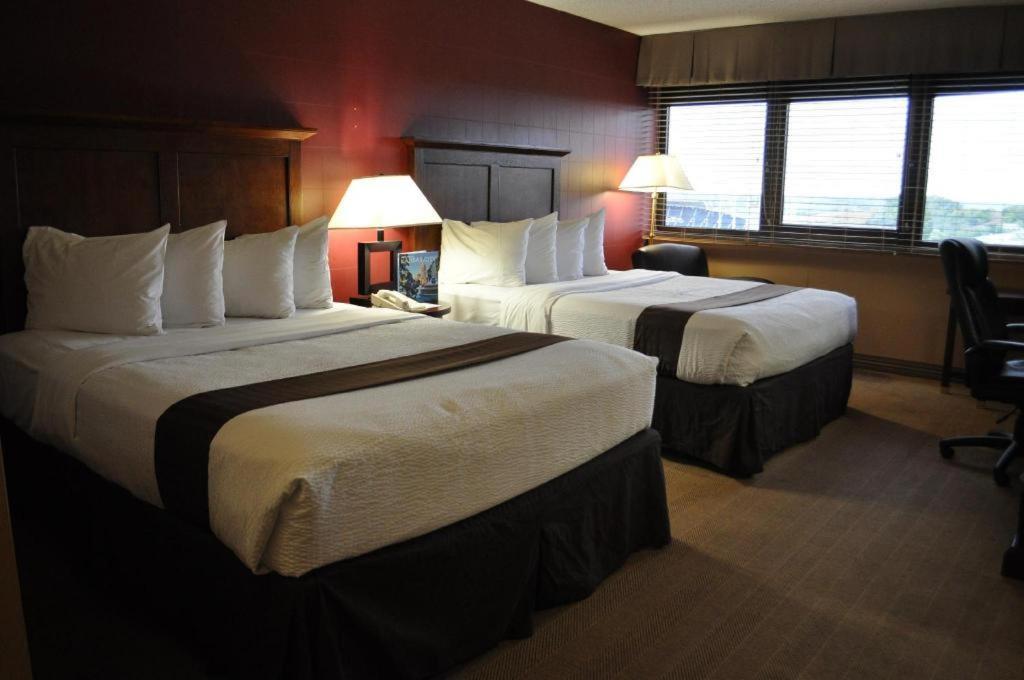 Adam'S Mark Hotel & Conference Center Kansas City Exterior photo