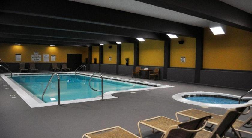 Adam'S Mark Hotel & Conference Center Kansas City Exterior photo
