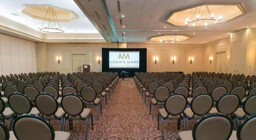 Adam'S Mark Hotel & Conference Center Kansas City Exterior photo